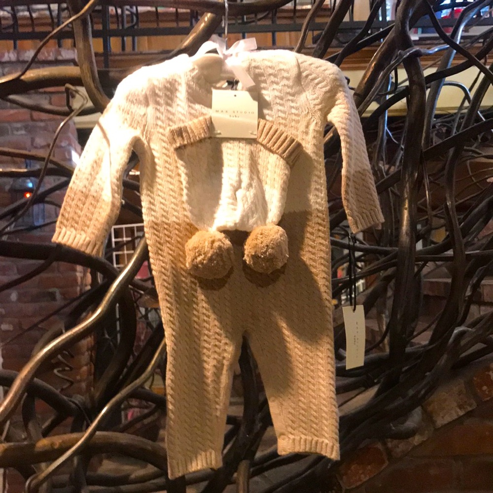NWT Max Studio Infant 2-Piece Winter Set 3-6 Months